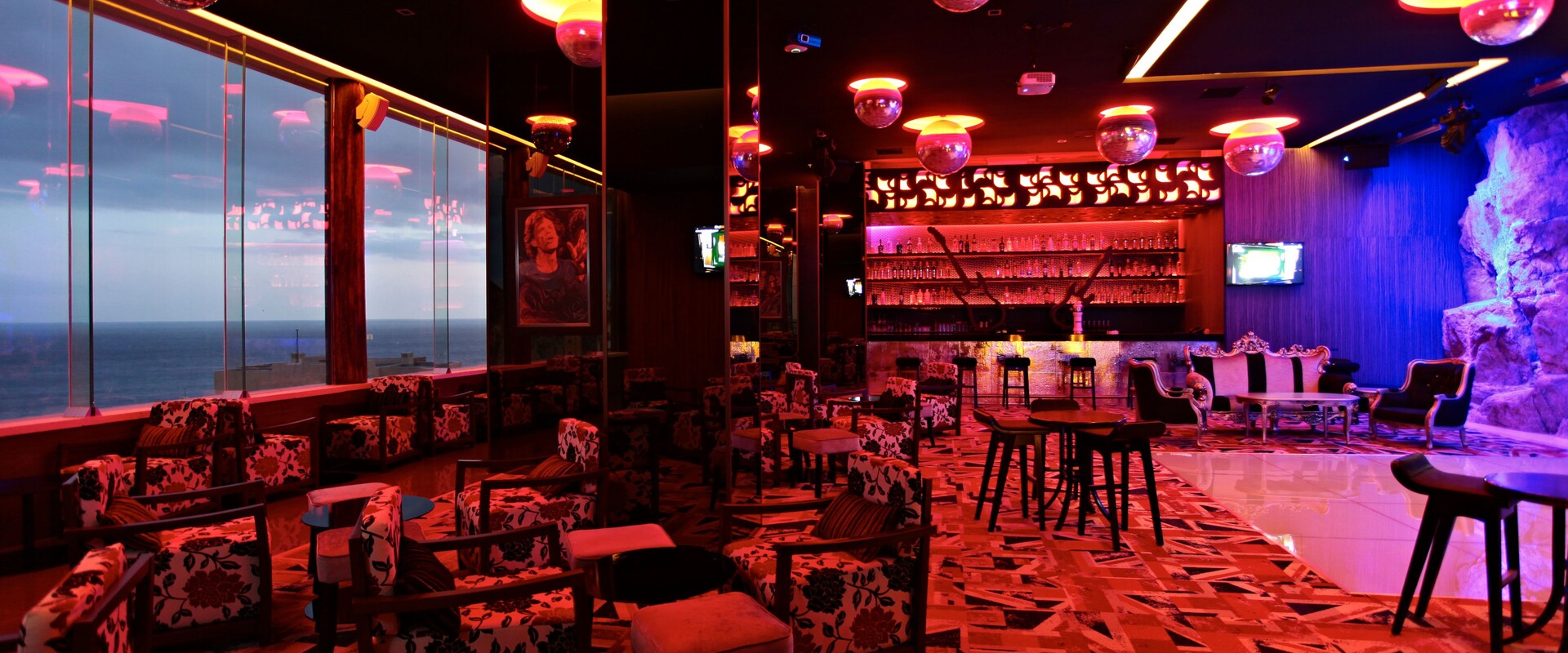 Stone's Club - Sandos Finisterra - edit