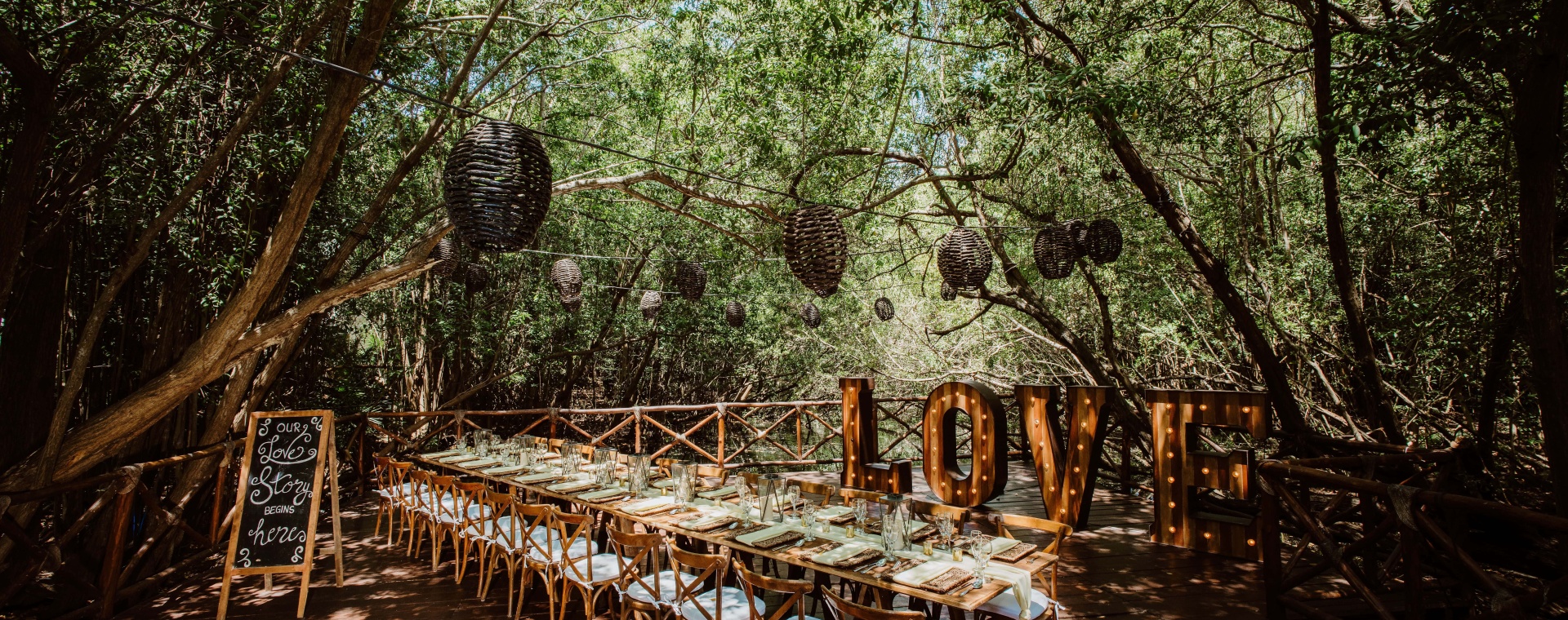 Mapache Deck Sandos Caracol