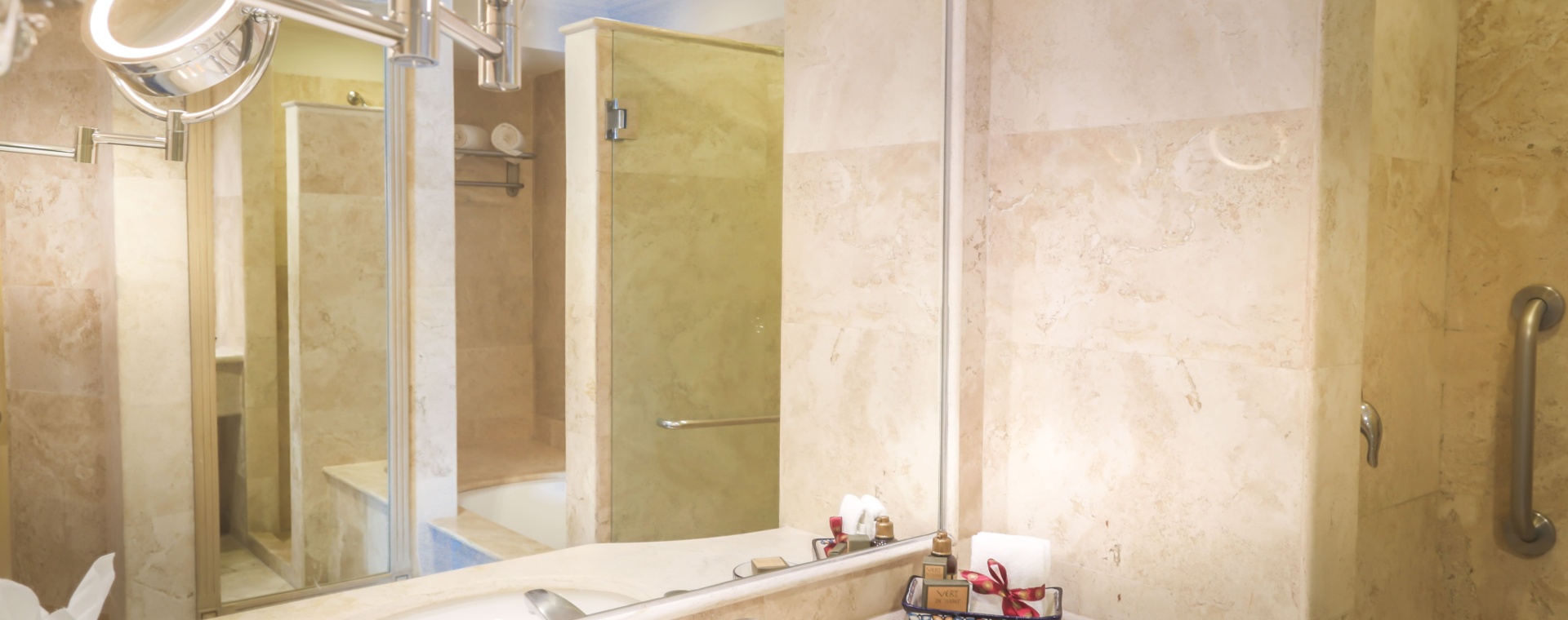 Sandos_Cancun_Room_Suite_Laguna_06